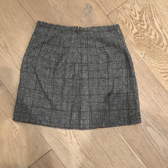 LF Plaid Zipper Mini Skirt - Picture 2 of 2